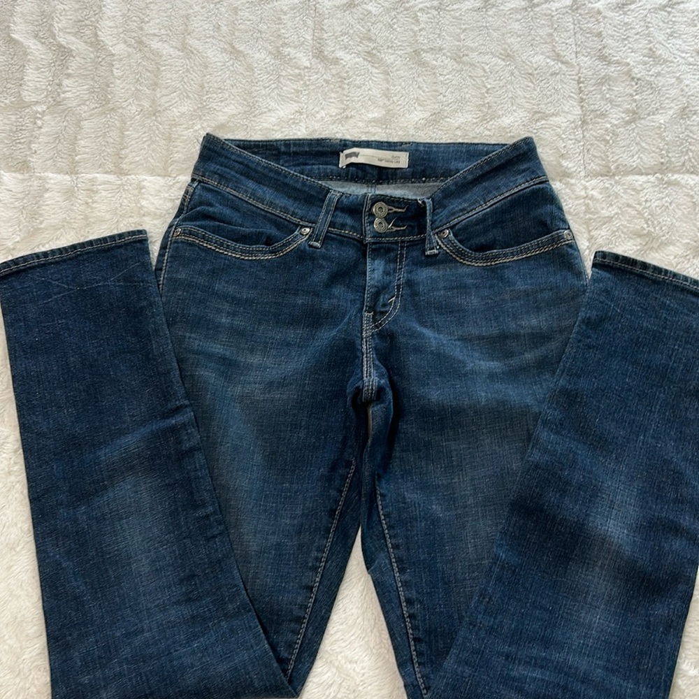 Levis jeans